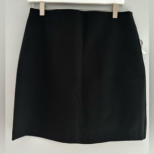 NWT Old Navy Pixie Black High Waisted Mini Skirt Size M